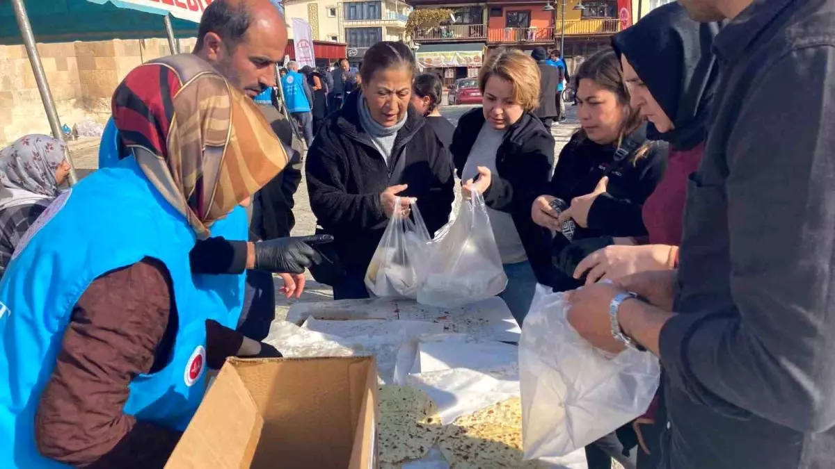 Sultandağı\'nda Filistin İçin Hayır Çarşısı