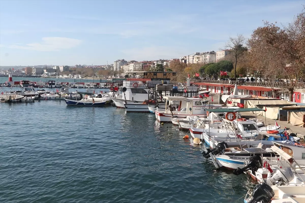 Tekirdağ\'da Lodos Denizi Vuruyor