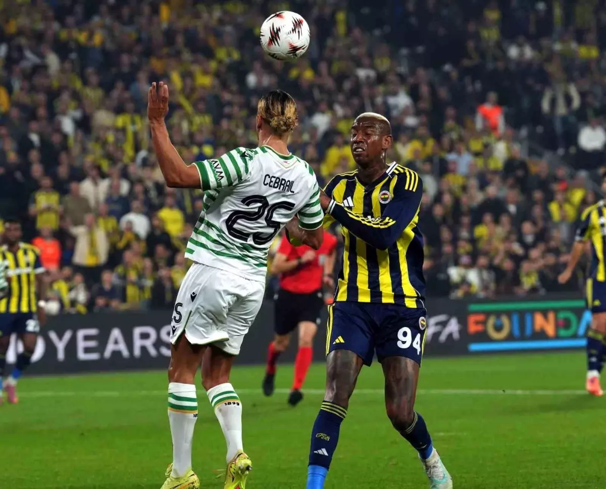 Fenerbahçe - Ferencvaros İlk Yarı Golsüz Berabere