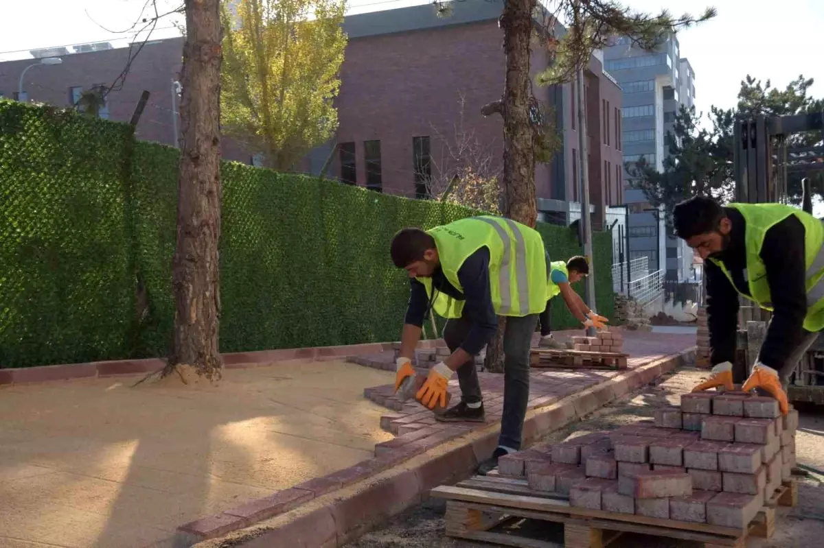 Bilecik\'te Kaldırım Yenileme Çalışmaları Başladı