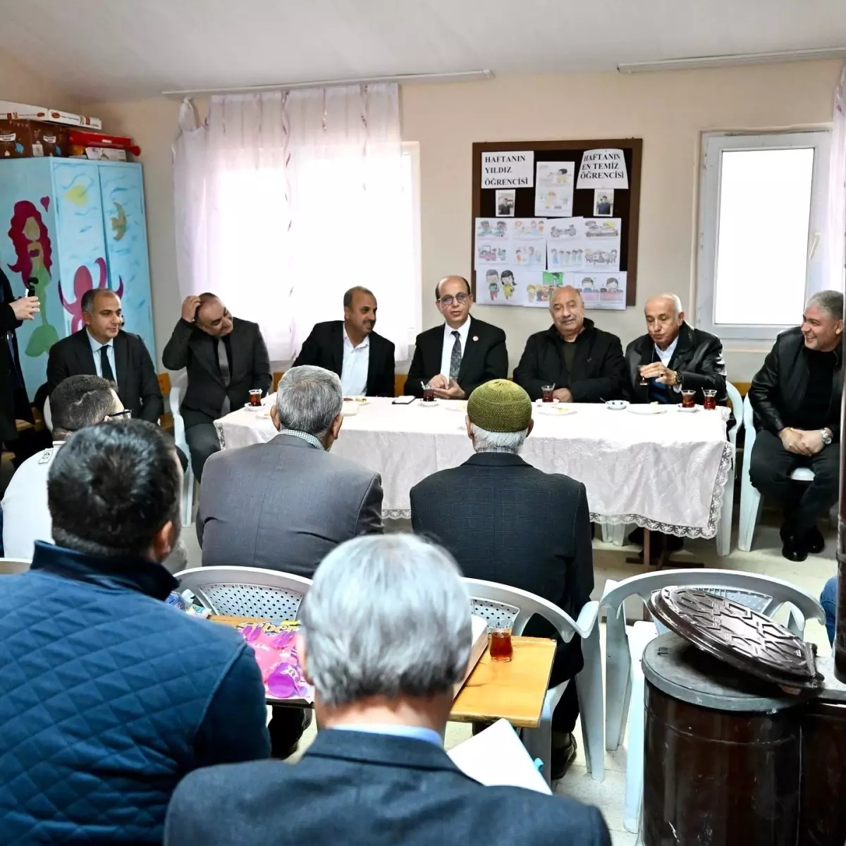 Yeşilyurt Belediyesi, Mahmutlu Mahallesi\'nde Çalışmalarını Sürdürüyor