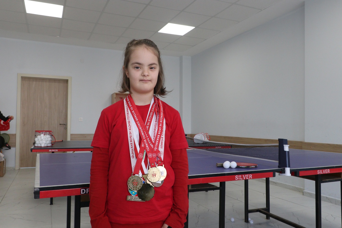 Down Sendromlu Elif Sporla Gücünü Buldu