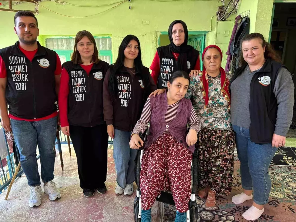 Koçarlı\'da Sosyal Hizmet Destek Ekibi İhtiyaç Sahiplerinin Yanında