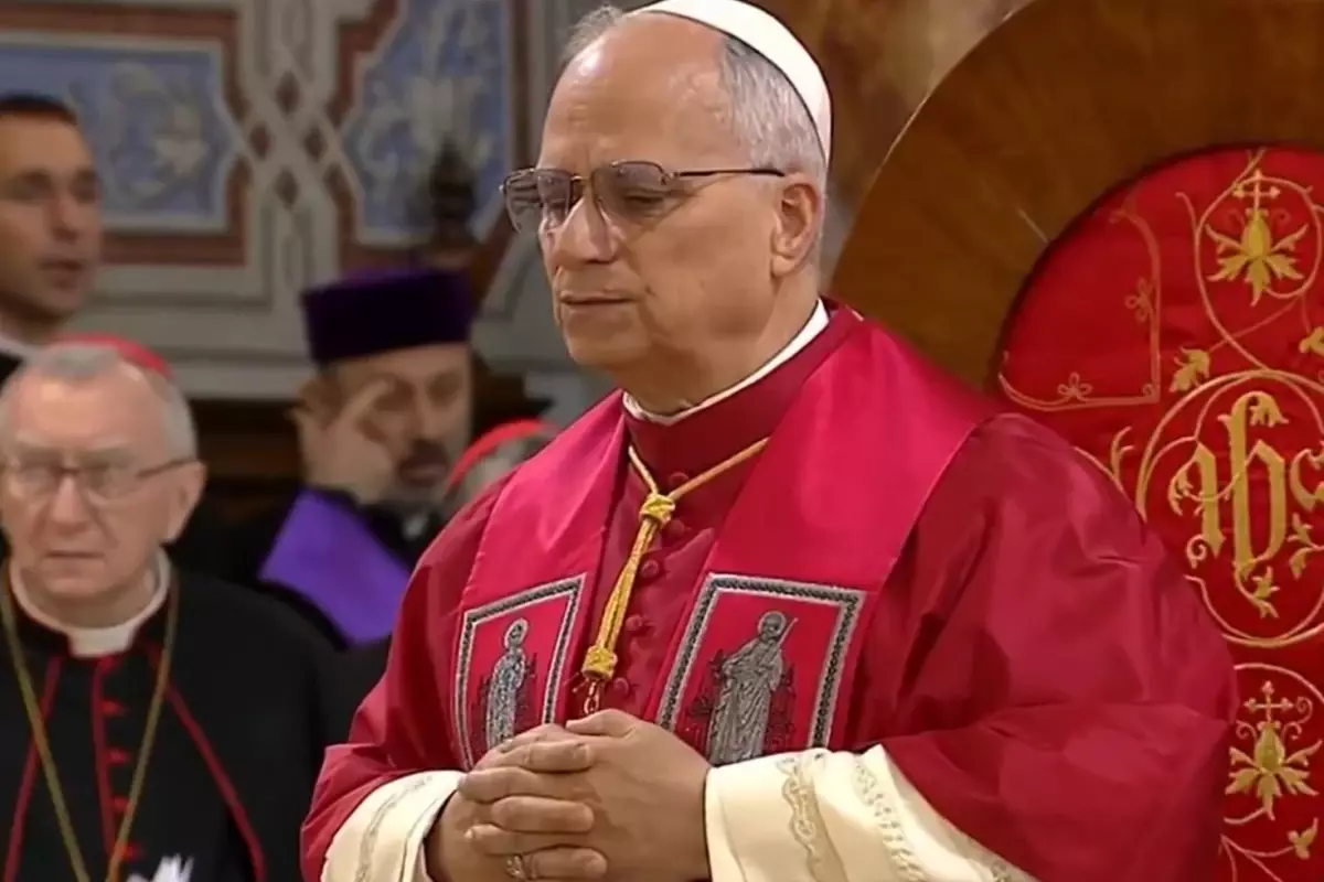 Papa\'nın İstanbul\'daki ayinde duygusal anları