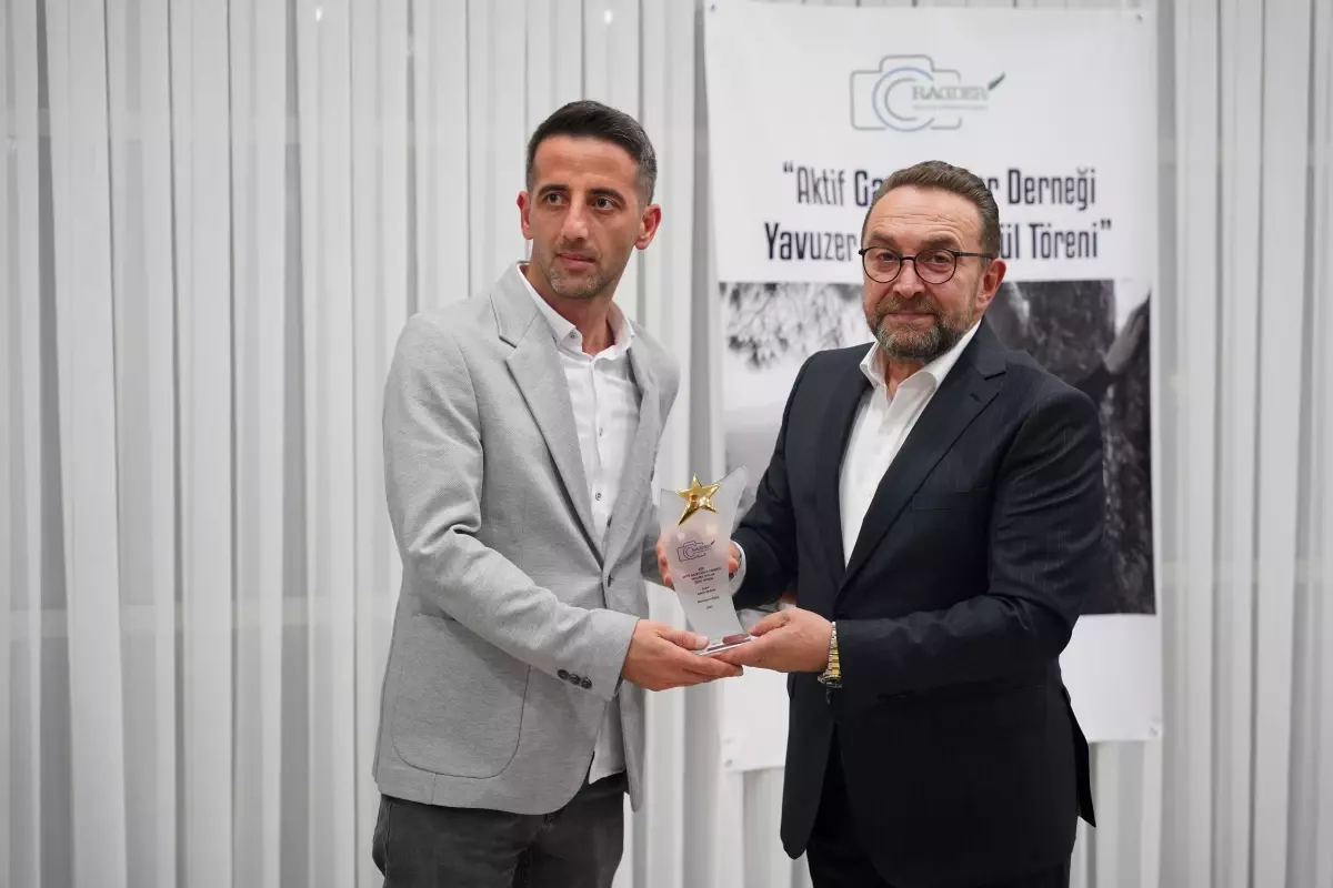 Rize\'de 2025 Başarılı Gazeteci Ödülleri Sahiplerini Buldu