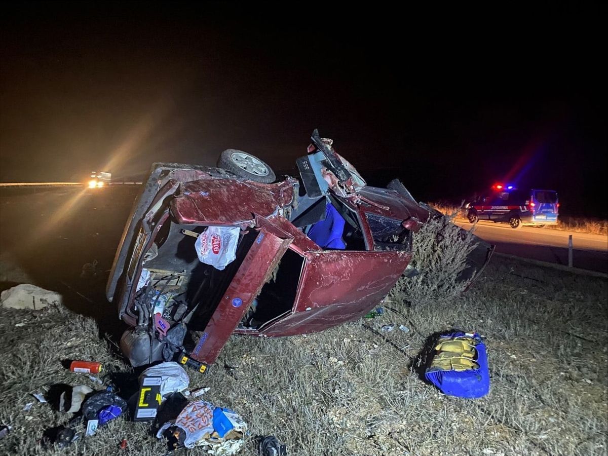 Afyonkarahisar\'da Trafik Kazası: Sürücü Hayatını Kaybetti