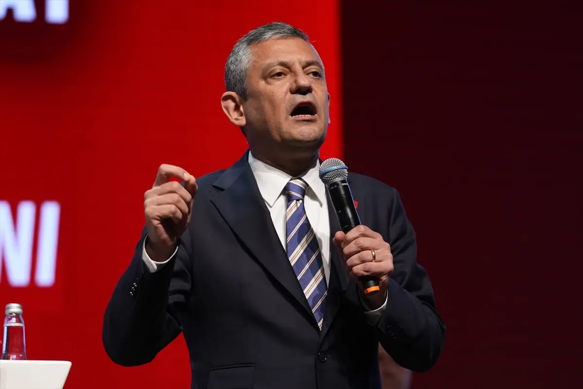 CHP Kurultayı: Özgür Özel Tekrar Genel Başkan