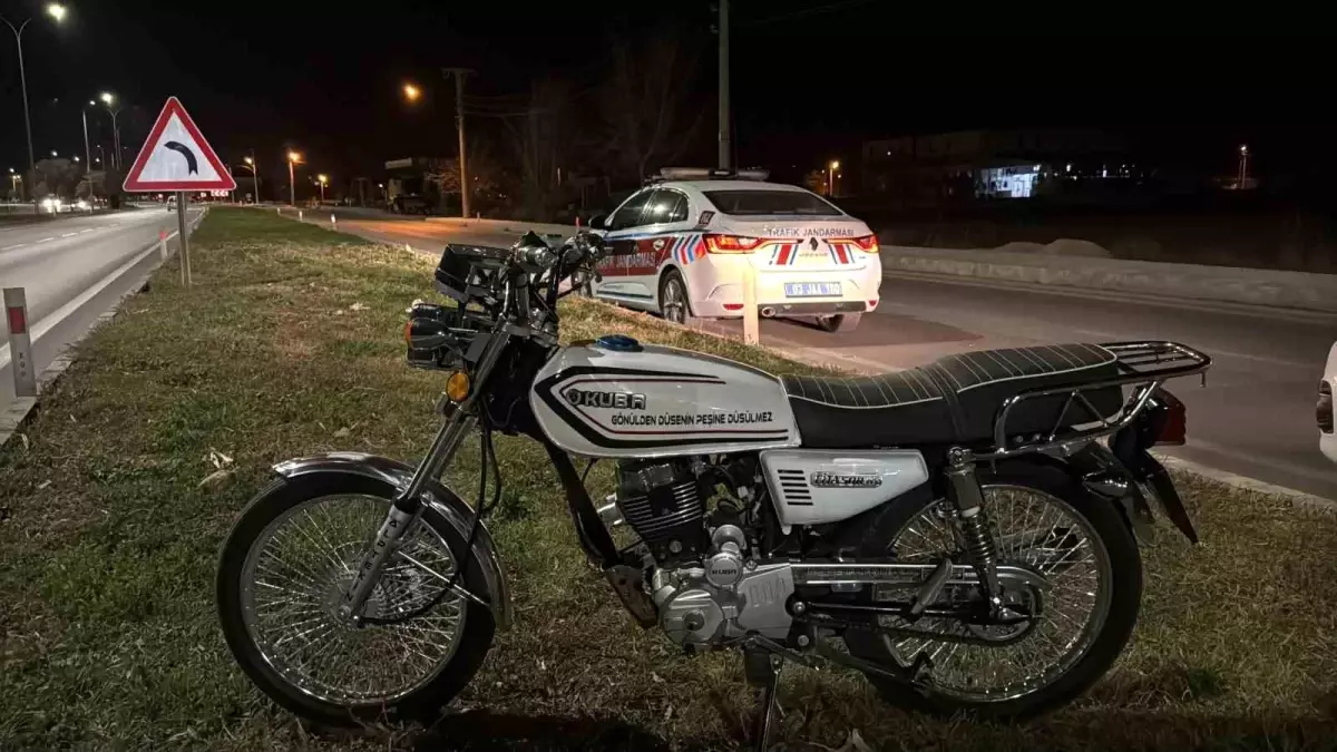 Afyonkarahisar\'da Motosiklet Kazası: 2 Yaralı