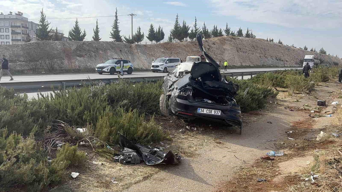 Gaziantep\'te Feci Kaza: 1 Ölü, 4 Yaralı