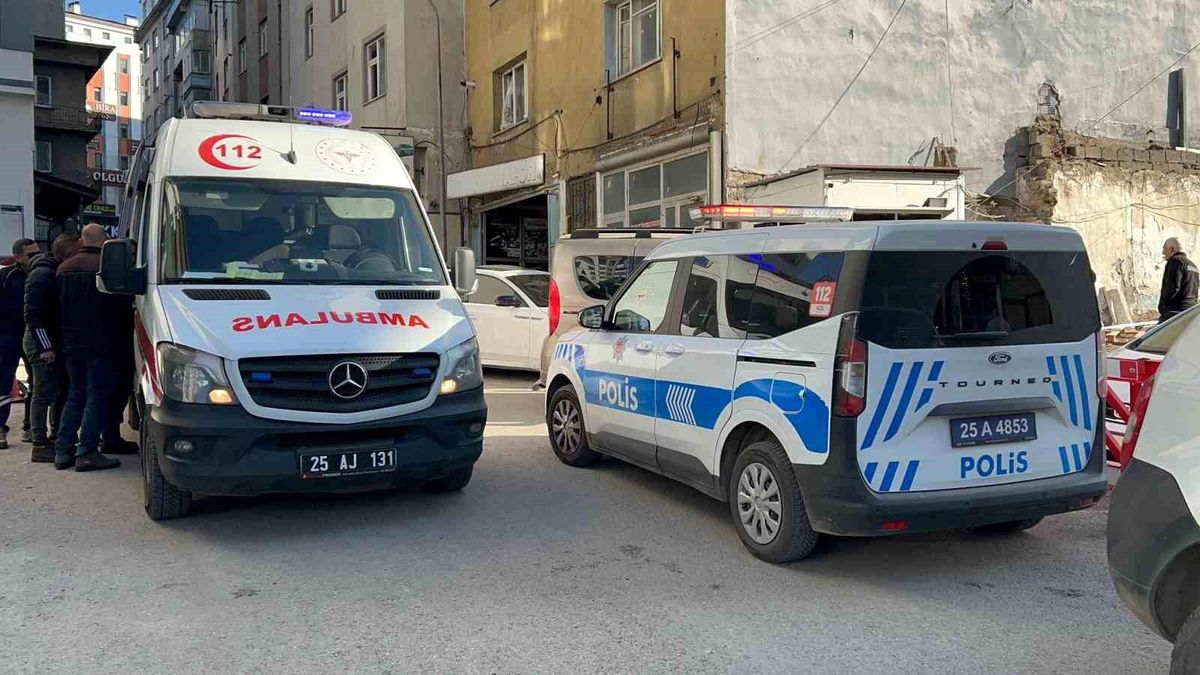 Erzurum\'da Askerlerle Gençler Arasında Arbede