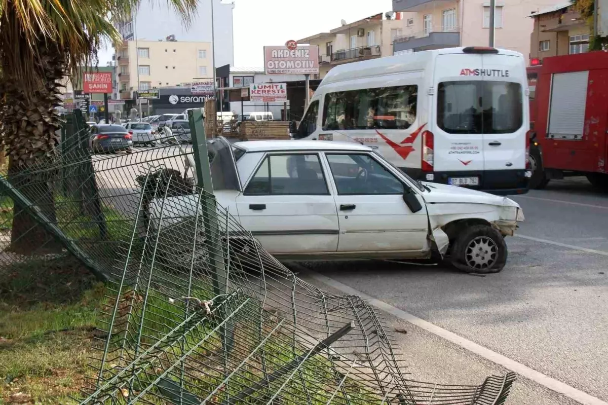 Serik'te meydana gelen trafik kazası.