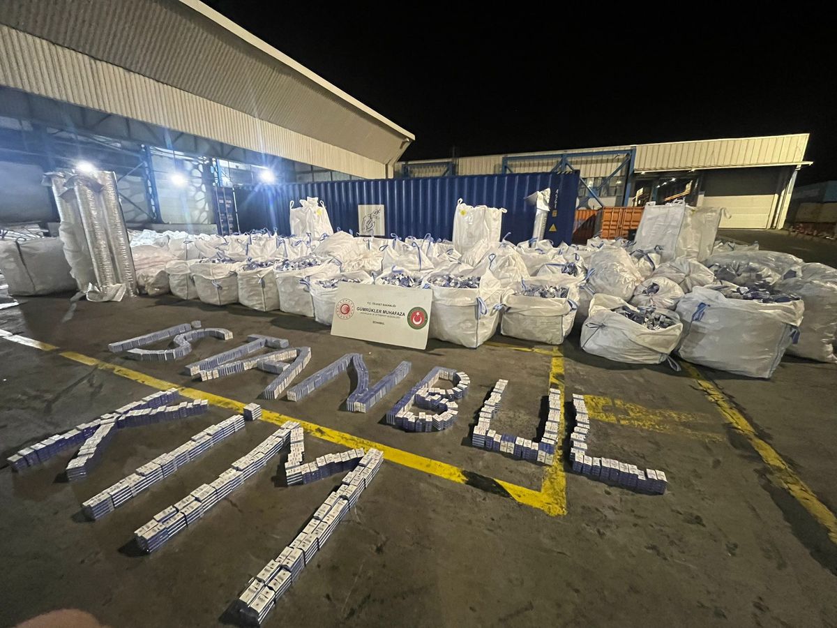 Ambarlı\'da 394 Bin Paket Kaçak Sigara Ele Geçirildi