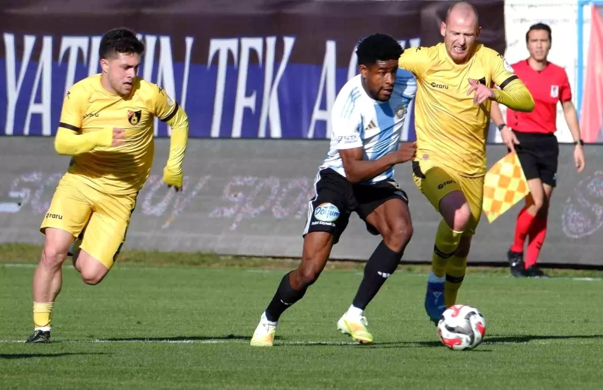 Erzurumspor FK 4-0 İstanbulspor\'u Yendi