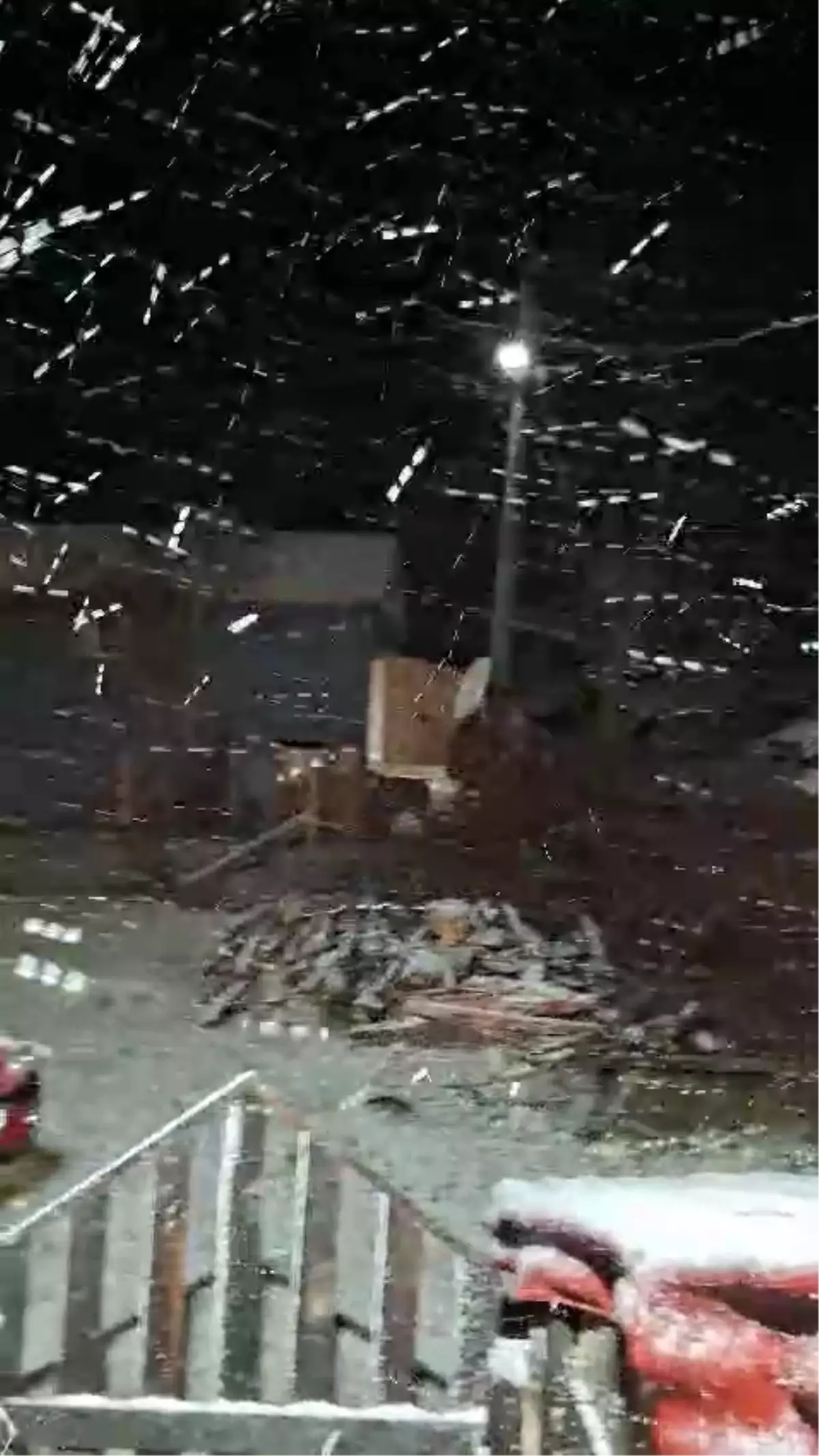 Bolu\'da Gece Kar Yağışı