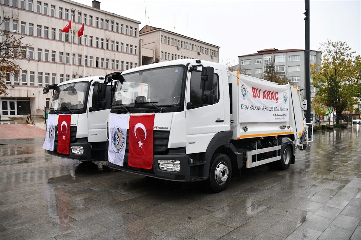 Enez\'de Yol Çalışmaları Devam Ediyor