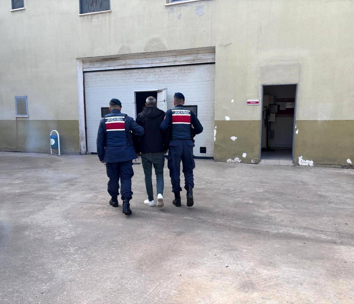 Gaziantep\'te 5 Aranan Şahıs Yakalandı
