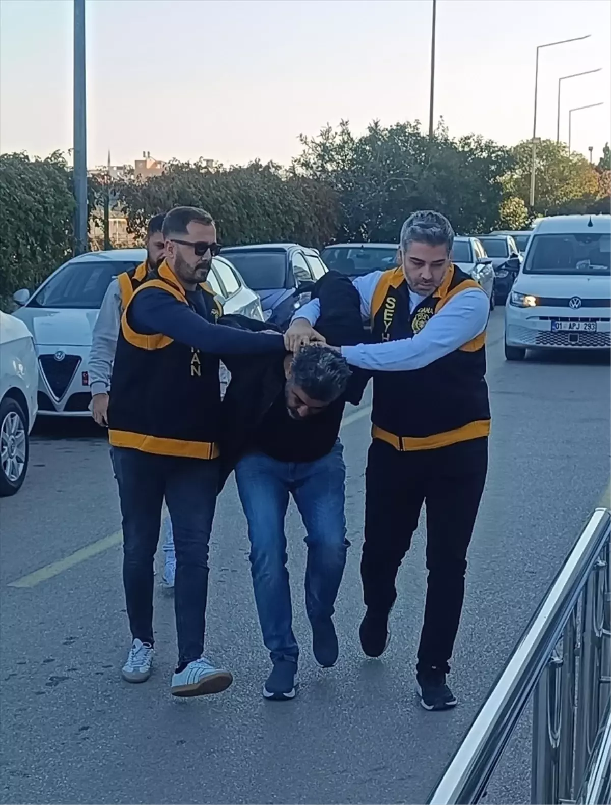 Firari Hükümlü Villada Yakalandı