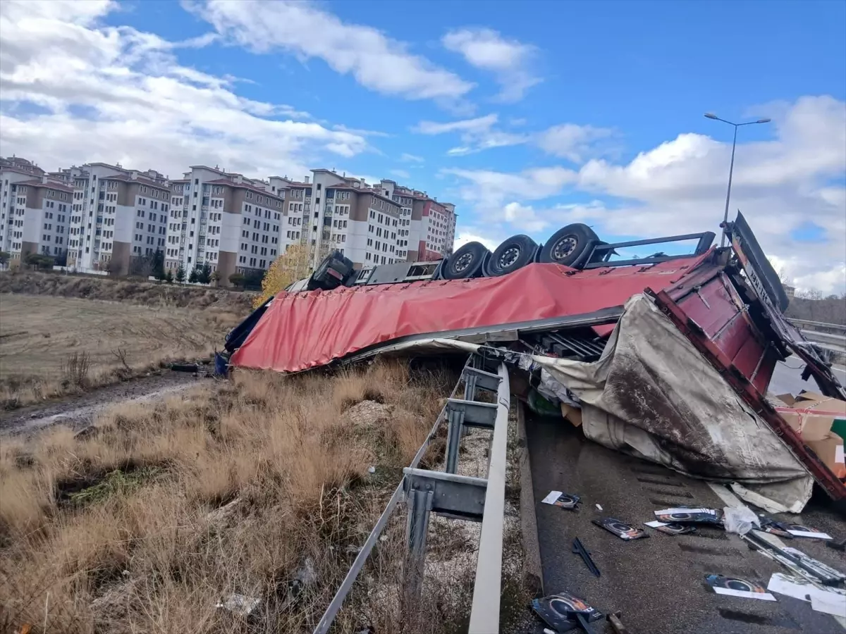 Çankırı\'da İki Trafik Kazası: İki Yaralı