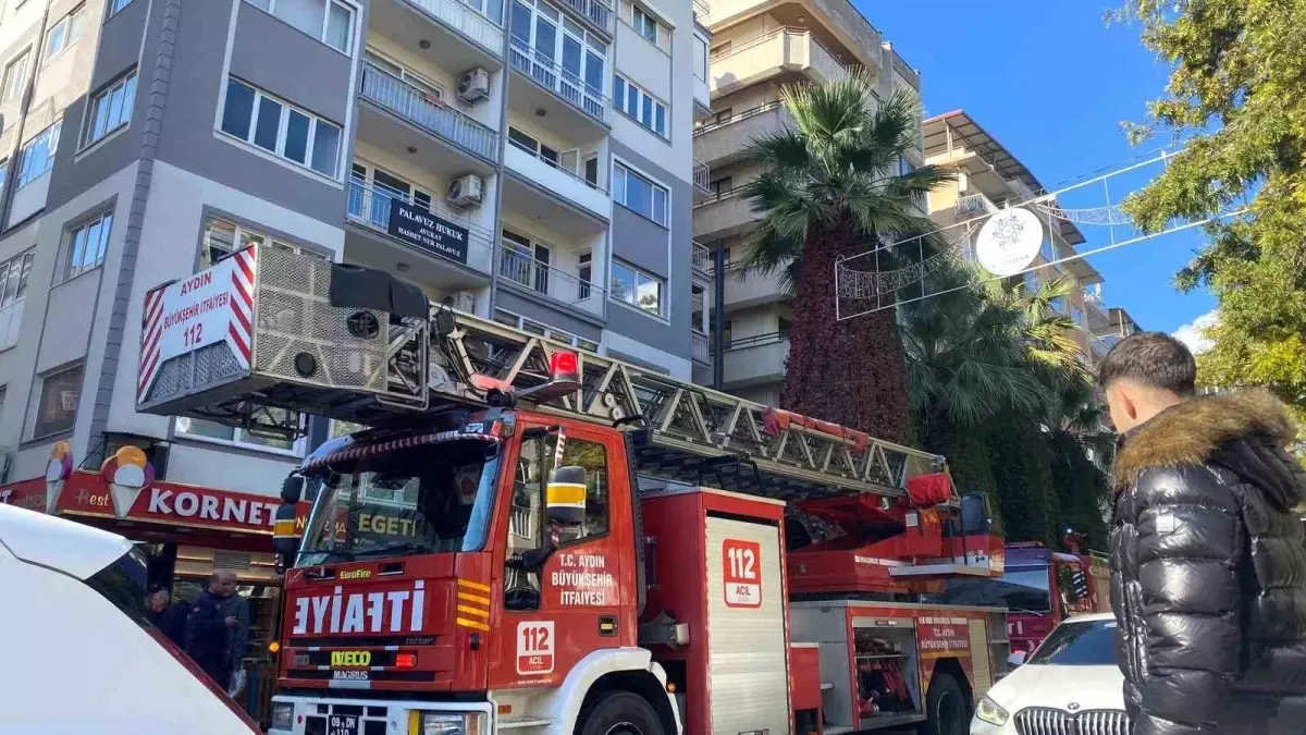 Aydın\'da Düşen Yaşlı Kadına İtfaiye Ekipleri Müdahale Etti