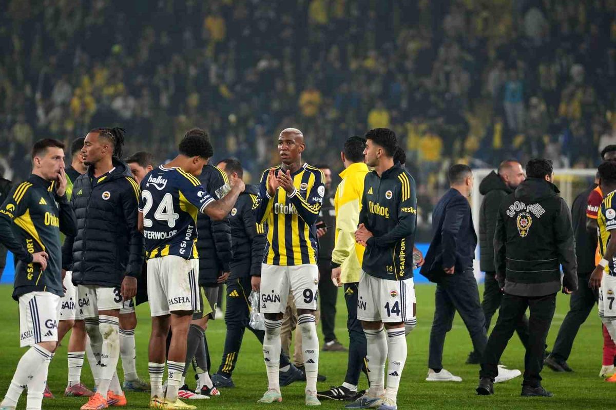 Fenerbahçe-Galatasaray Derbisi: 1-1 Beraberlik