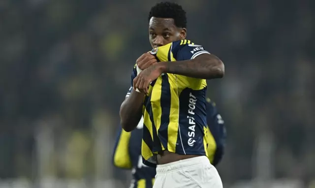Kadıköy'de kazanan yok! Derbide son sözü 90+5'te Fenerbahçe söyledi