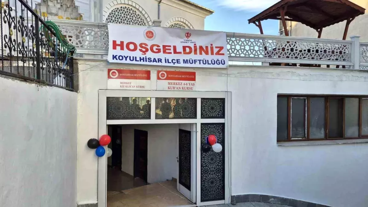 Koyulhisar\'da Yeni Kur\'an Kursları Hizmete Açıldı