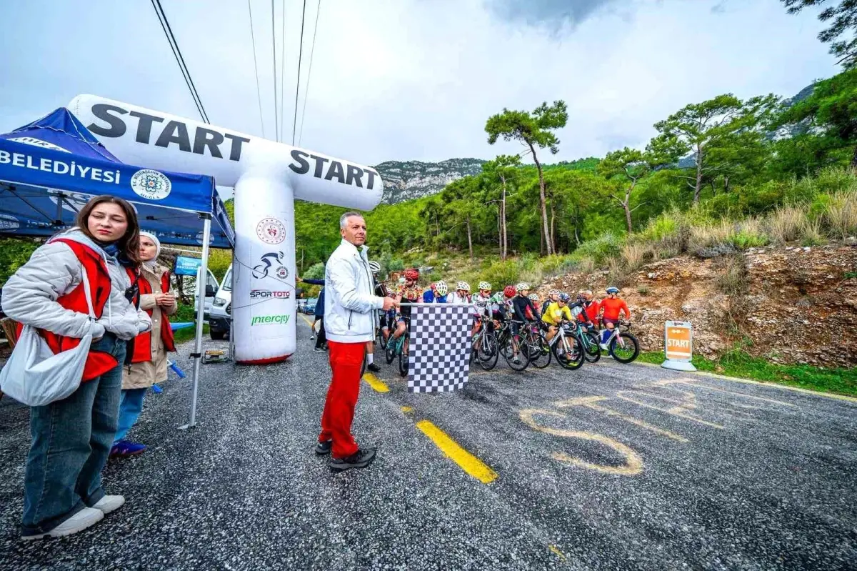 Muğla\'da Kıran Bisiklet Tırmanış Yarışı Coşkuyla Gerçekleşti