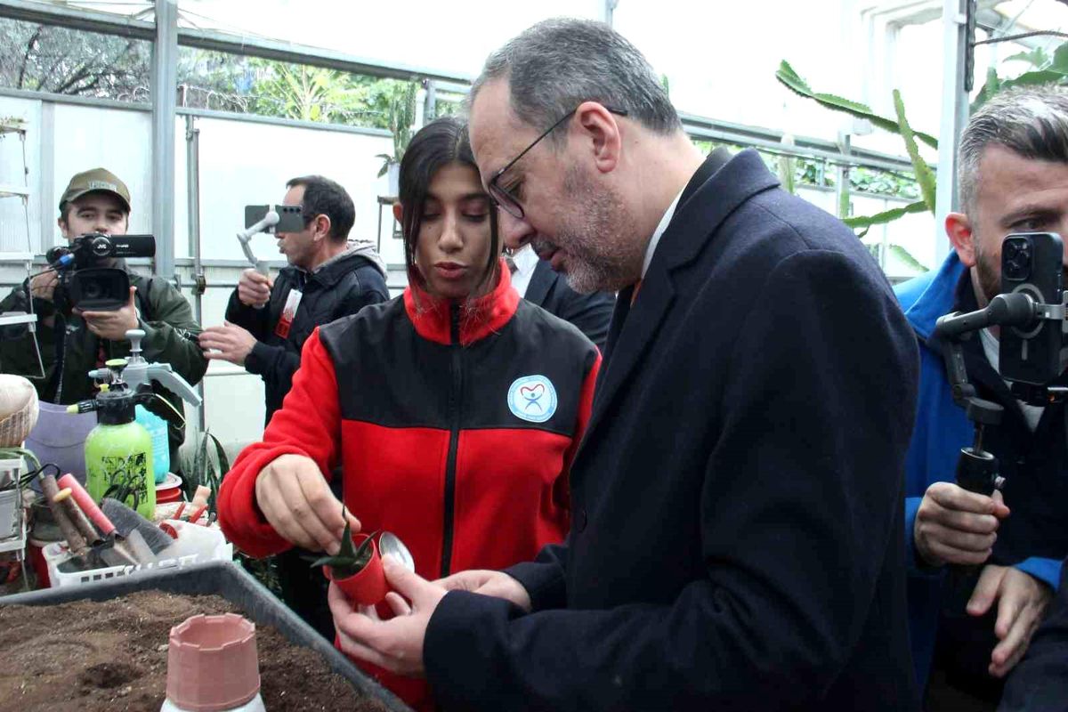 TBMM Komisyonu İzmir\'de Engellilerin Sorunlarını İnceledi