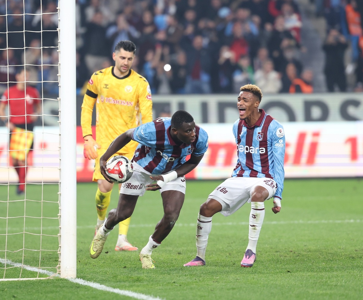 Wagner Pina Trabzonspor\'un Parlayan Yıldızı