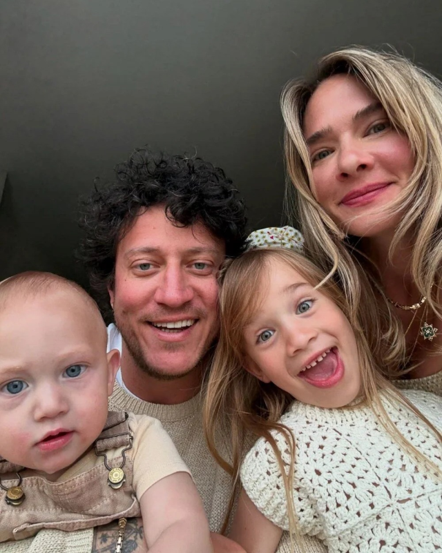 Ünlü çift, çocukları için Türkiye'yi terk etti! İşte tercih ettikleri ülke