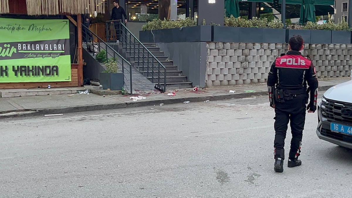 Bursa\'da Restoran Kavgası: 6 Yaralı