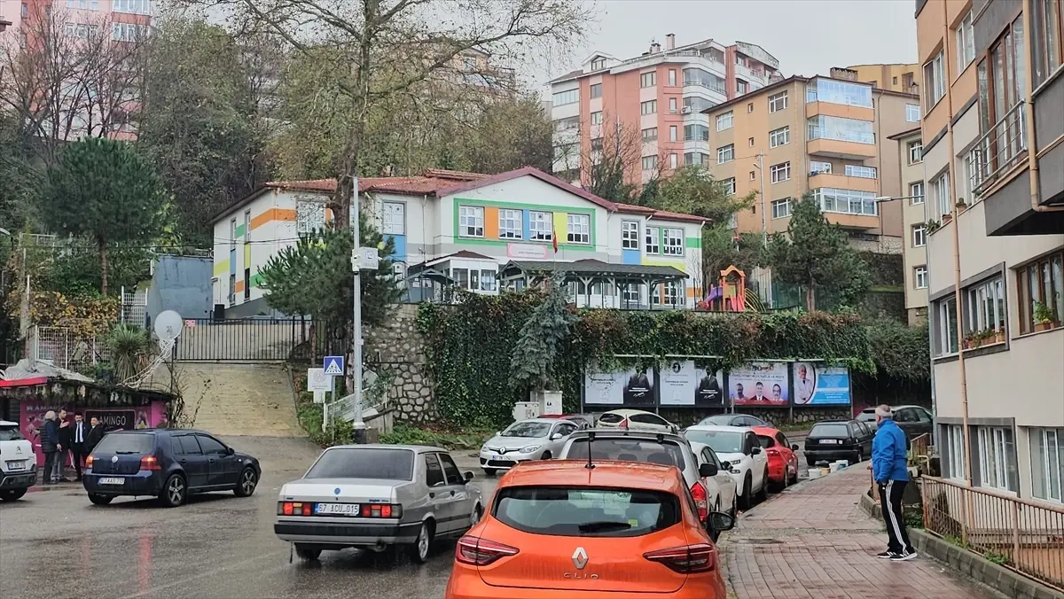 Zonguldak\'ta Çocuk Kamyonet Çarpmasıyla Hayatını Kaybetti
