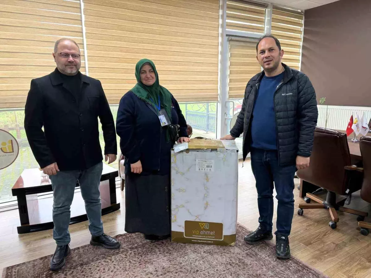 Düzce\'de Bayrağa Sahip Çıkmanın Ödülü: Çeyiz Desteği