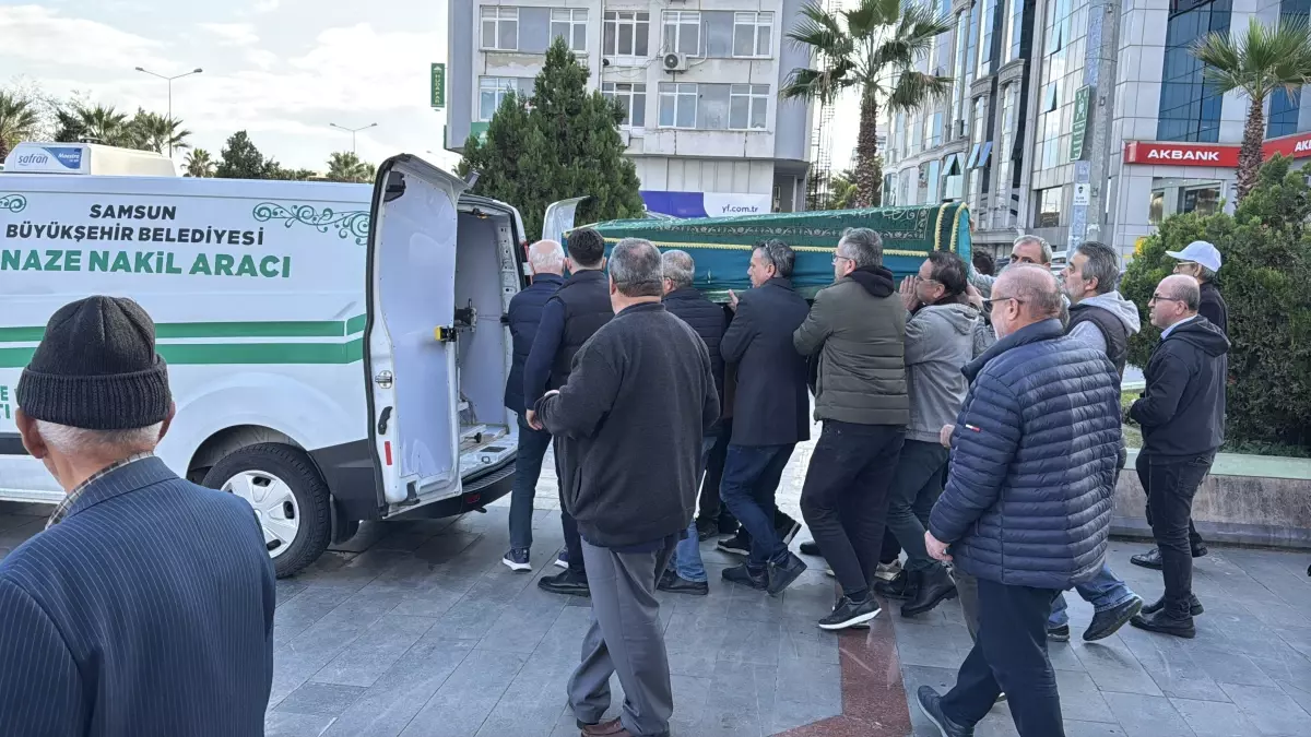 Bafra\'da trajik intihar: Dr. Serdar Kıyak toprağa verildi