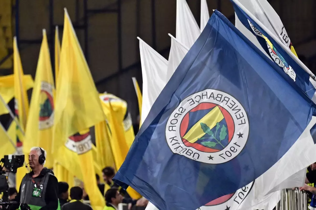 Sadettin Saran\'ın bir çağrısı yetti: Fenerbahçe derbi haftasında paraya para demedi