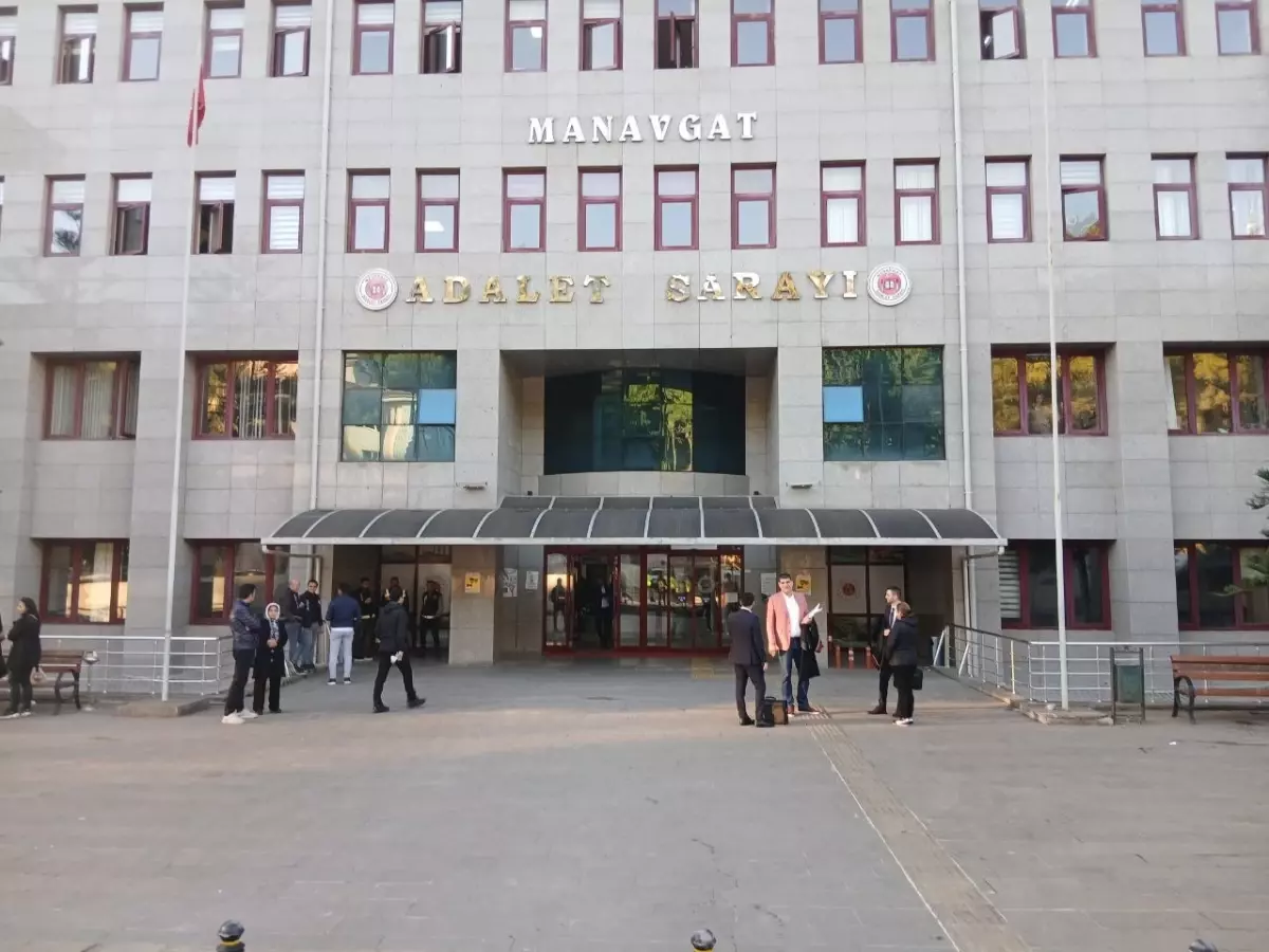 Manavgat\'ta Yolsuzluk Soruşturması