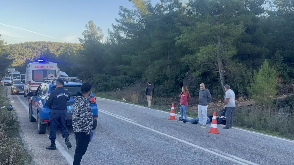 Milas\'ta Motosiklet Kazası: 2 Yaralı