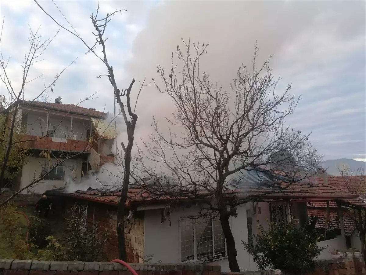 Erbaa\'da Yangın: Ev Kül Oldu