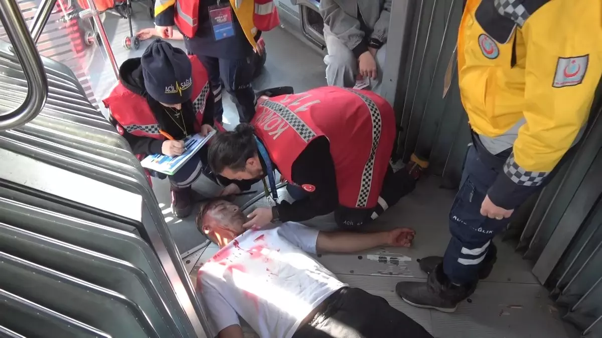 Ambulans Şoförleri Ralliyle Eğitim Aldı