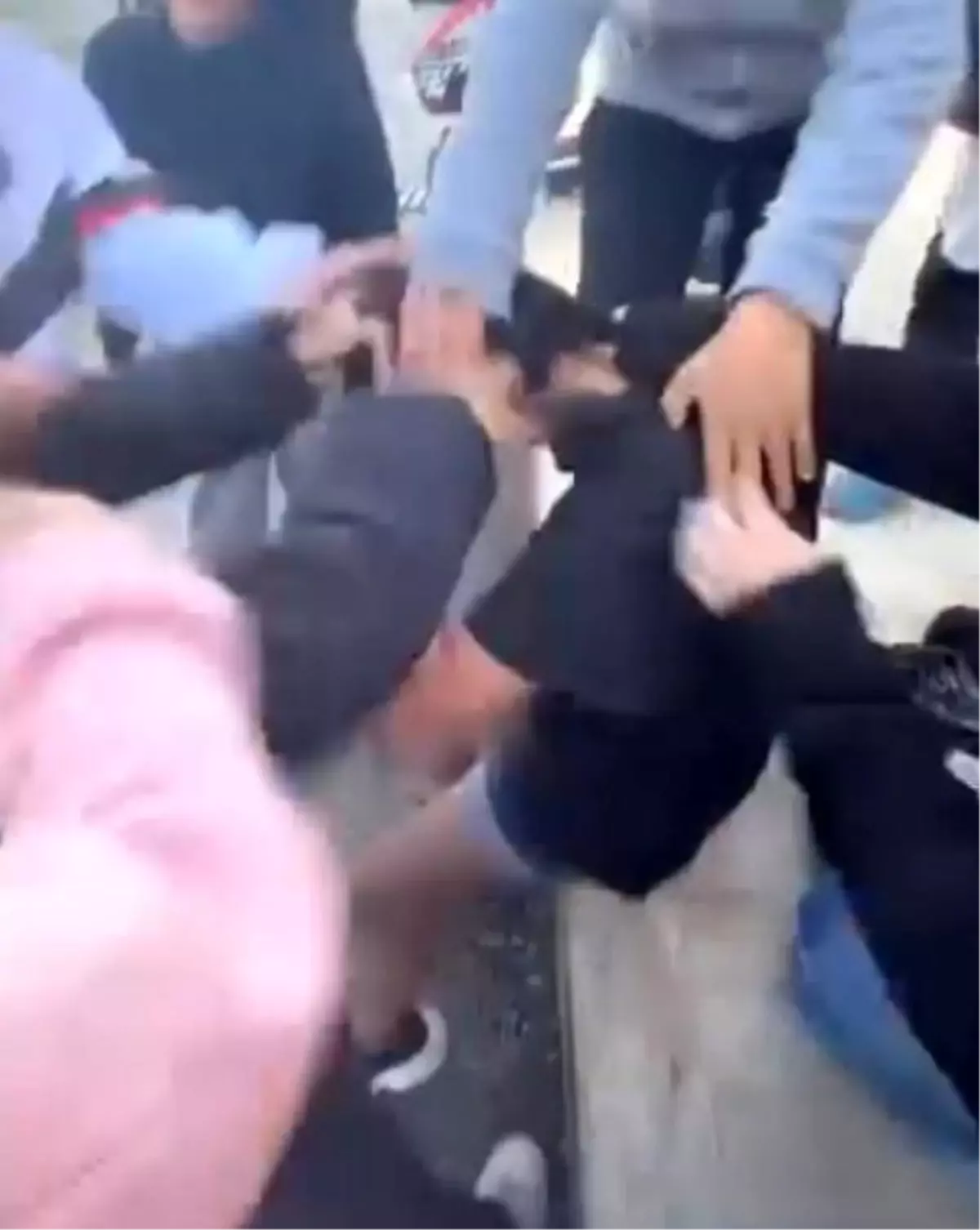 Antalya\'da Öğrenci Darbedildi