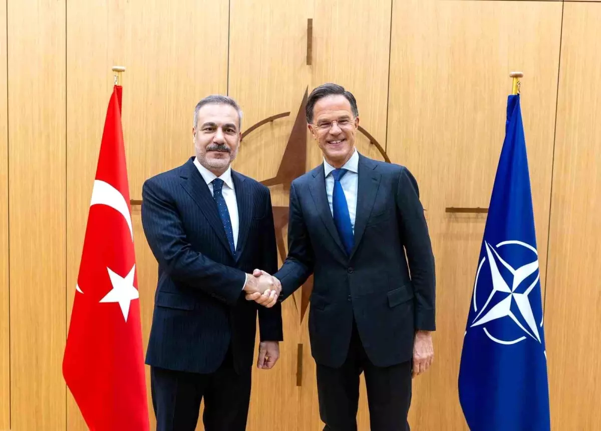 Hakan Fidan, NATO Genel Sekreteri ile Görüştü
