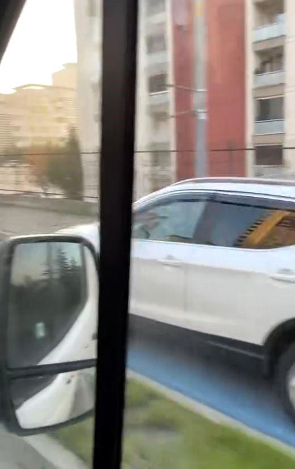 Başakşehir\'de Sürücüler Bisiklet Yoluna Girdi
