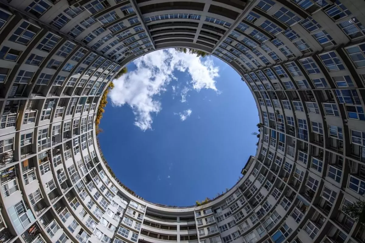 Çin\'den emlak krizine enteresan çözüm! "Karamsarlık yayan" paylaşımları sildi