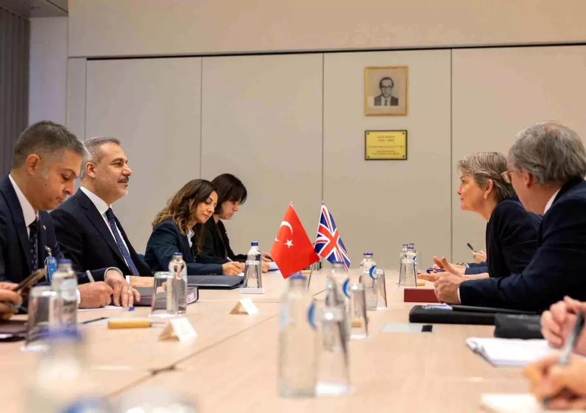 Fidan, Brüksel\'de Yvette Cooper ile Görüştü