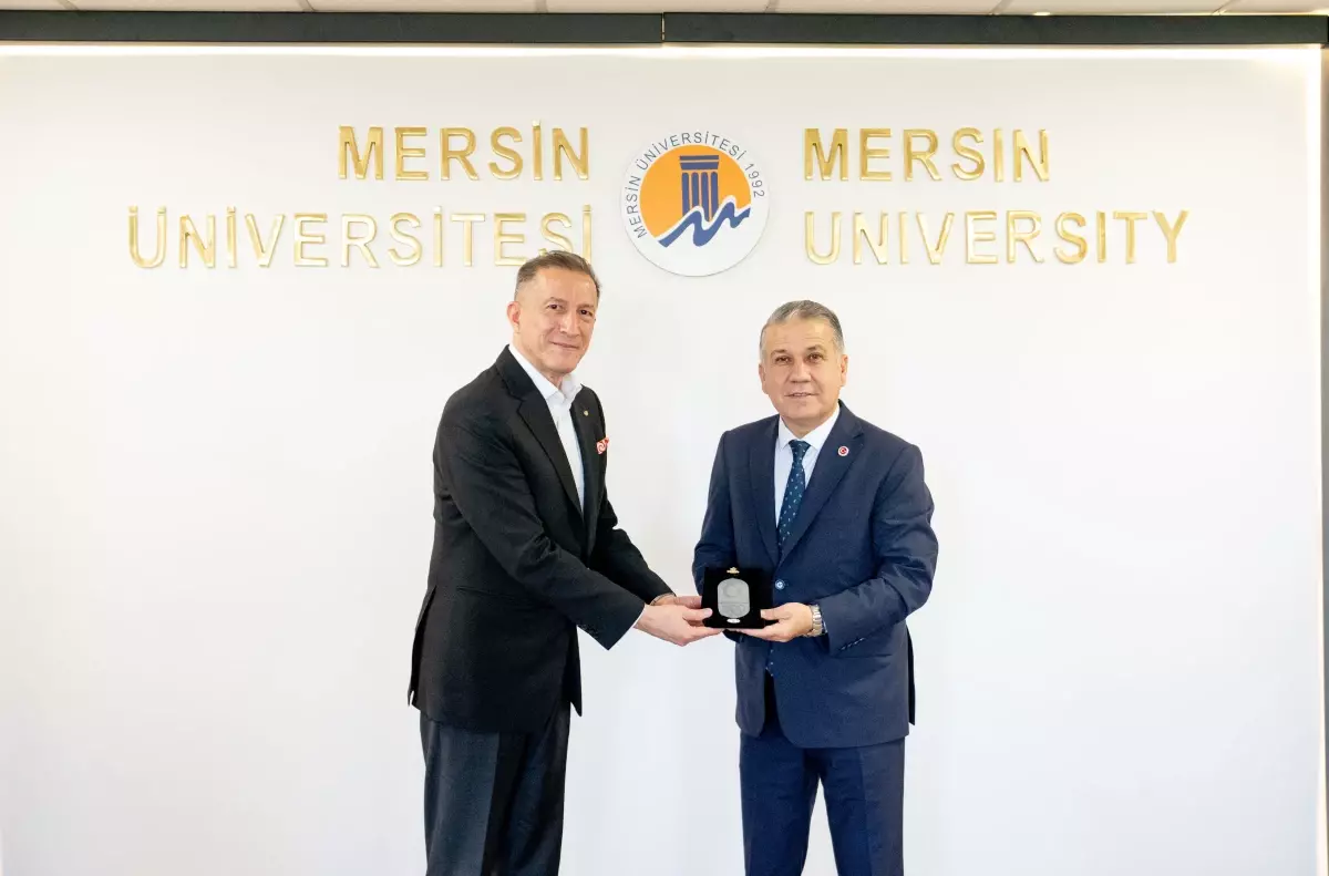 Ahmet Kireççi Anma Töreni Mersin\'de Yapıldı