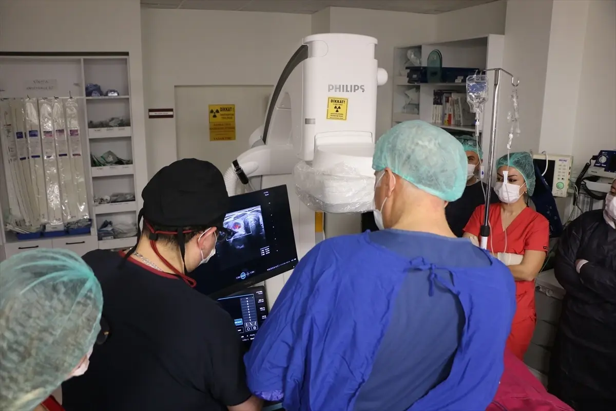 ESOGÜ\'de Yabancı Hekimlere Kapalı Tedavi Eğitimi