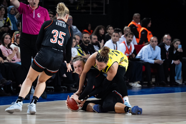 Fenerbahçe Opet, Cumhurbaşkanlığı Kupası'nda şampiyon Fenerbahçe Opet, Cumhurbaşkanlığı Kupası'nda şampiyon