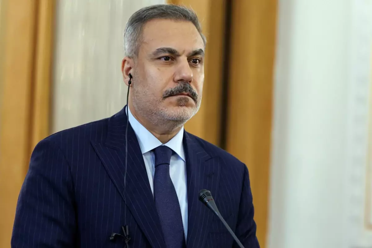 Karadeniz\'de gemilere saldırılarla ilgili Fidan\'dan çarpıcı uyarı