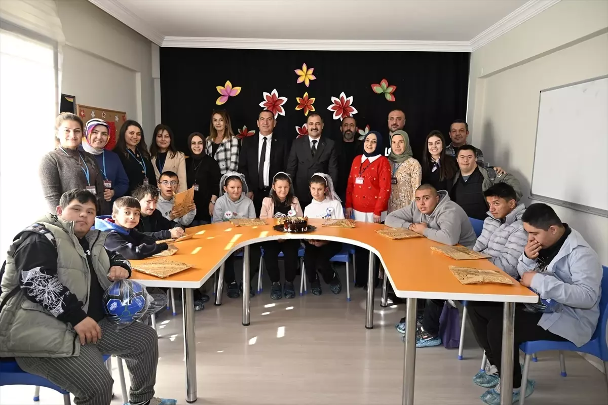 Manisa\'da Dünya Engelliler Günü Etkinlikleri