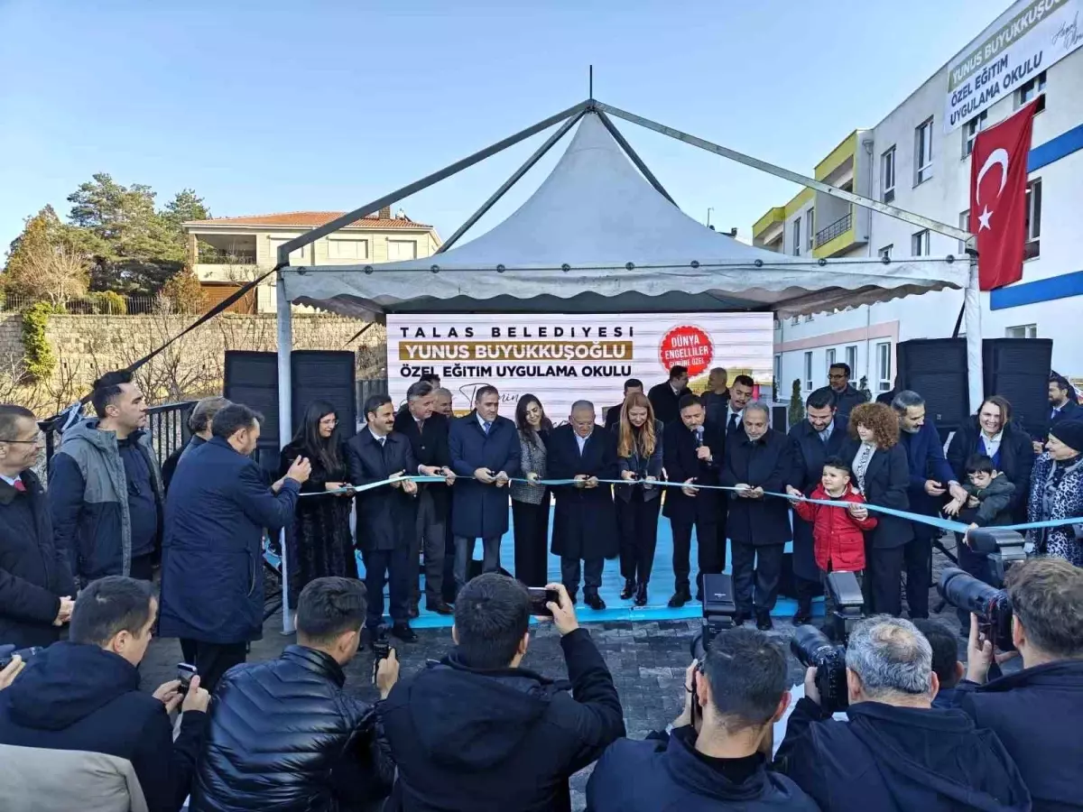 Talas\'ta özel güne özel açılış